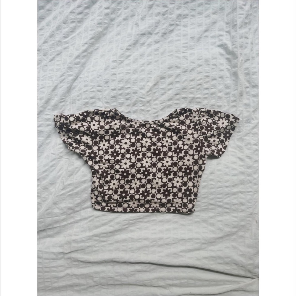 Motel Rocks Cropped Top - Picture 3 of 4